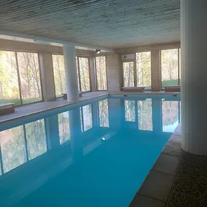 Dans Résidence Avec Piscine Saint-Jean-dʼAulps